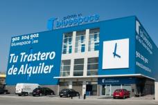 Alquiler Trastero-Edificio trasteros  en Cornella de Llobregat, Carretera del Mig